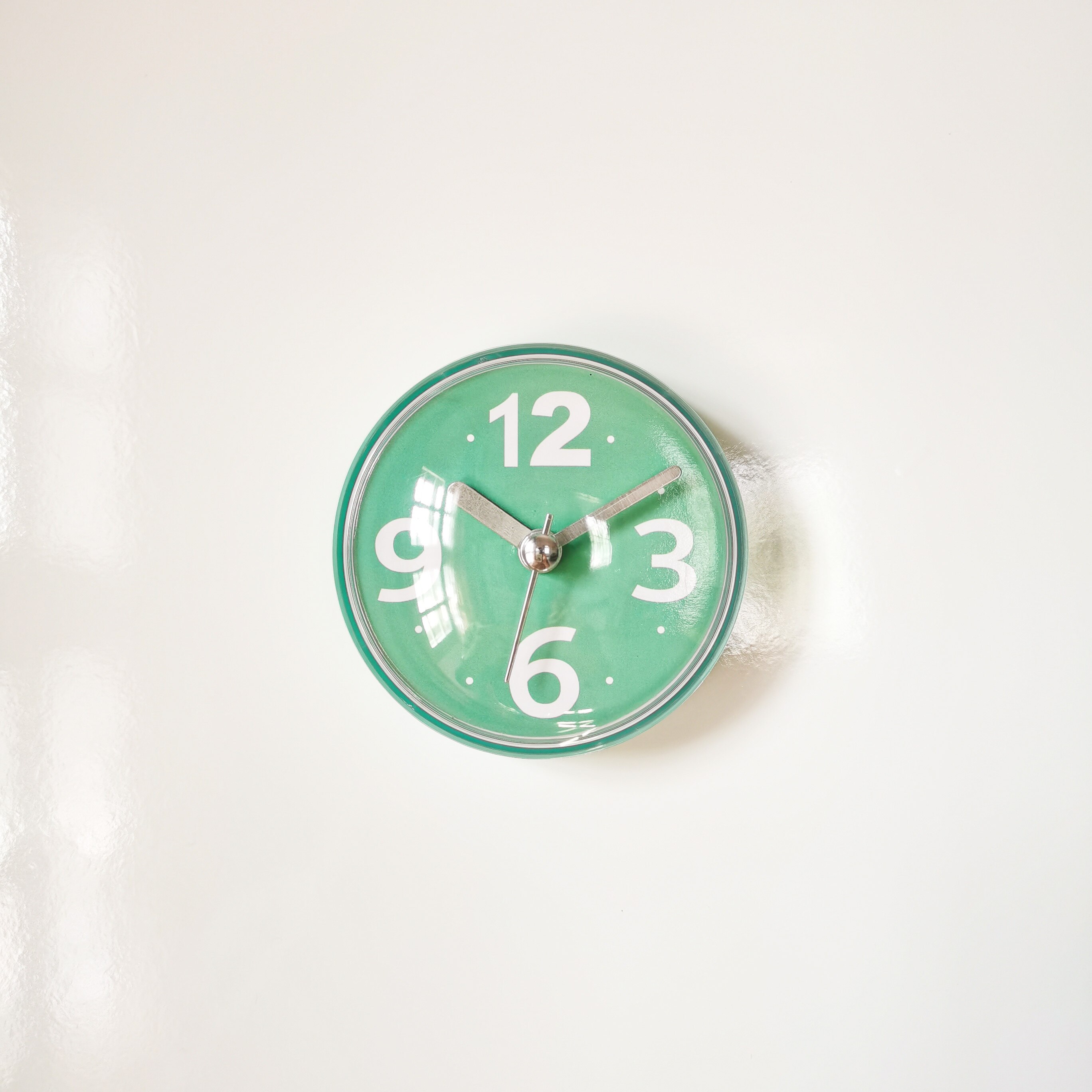 Quartz Waterproof Shower Suction Clocks Mini Wall Bathroom Wall Clocks In Mirror Watches: Blue