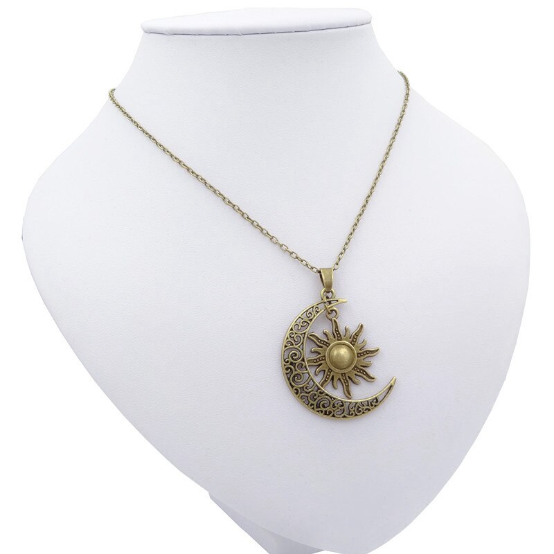 XUSHUI XJ Vintage Sun Moon Pendant Necklace Silver Crescent Moon Chain Necklaces for Women Jewelry