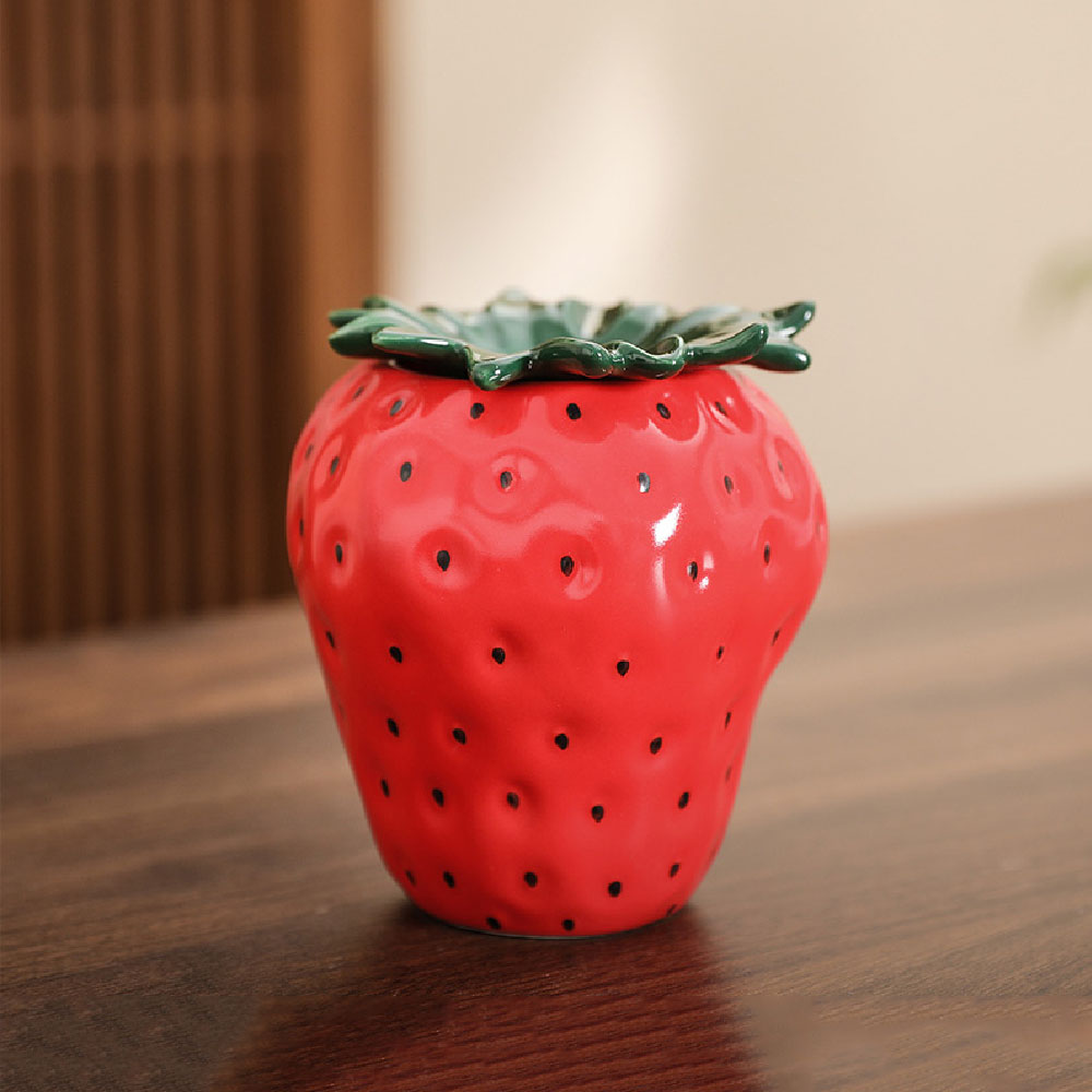 Keramische aardbei asbak met deksel, winddicht en vliegasbestendig, huis, woonkamer, kantoor asbak decoratie, opslag en pro: Rood