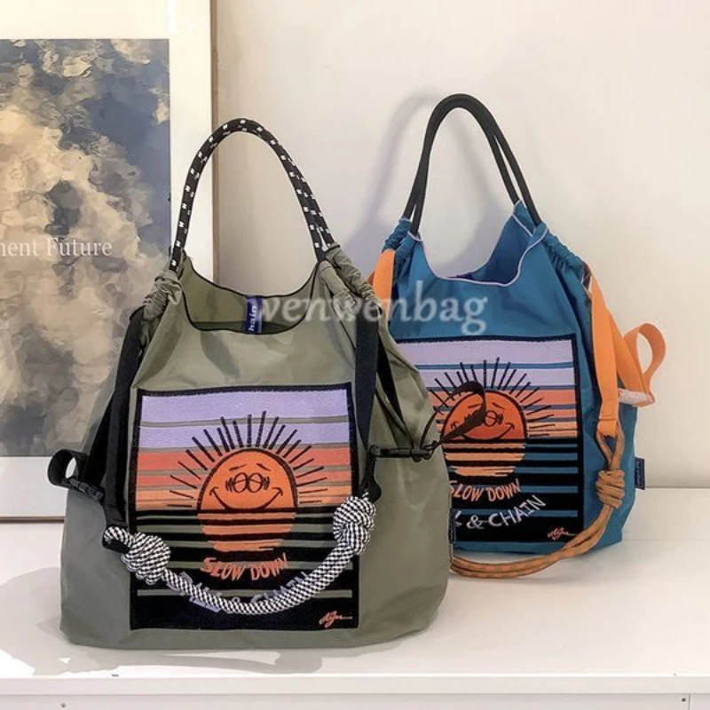 Sac à chaîne boule sac à provisions soleil Smiley brodé en toile de Nylon bandoulière femme fourre-tout sacs pour femmes sacs à main pour femmes 2025