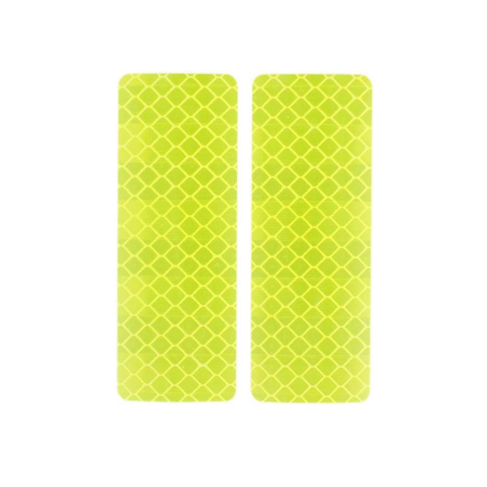 2/4Pcs Auto Reflecterende Sticker Verkeersveiligheid Waarschuwing Mark Reflecterende Strip Tape Lichtgevende Auto-Styling Bumper Decals auto Decor: Green 2pcs