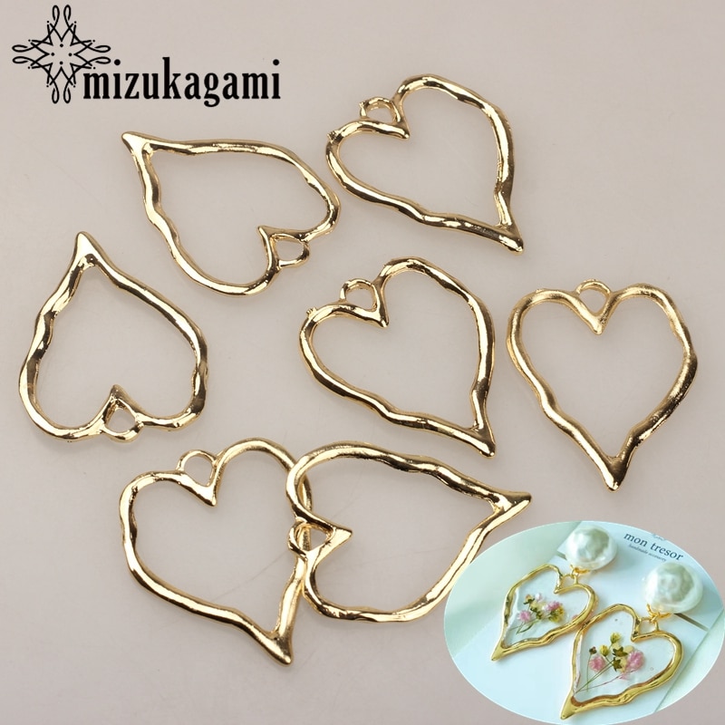 37*30mm 6pcs/lot Zinc Alloy Golden Hollow Hearts Charms Pendant For DIY Jewelry Earrings Making Accessories