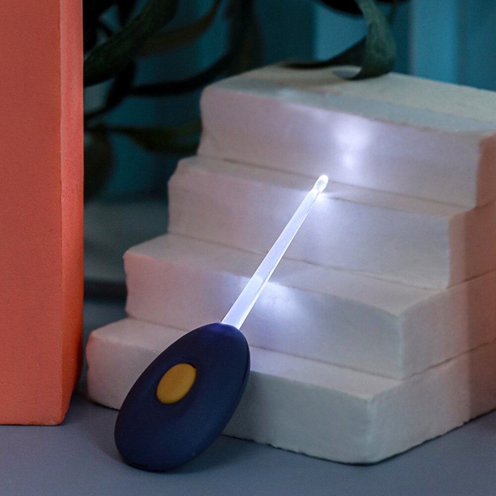 Baby Verzorgingsset - 5-delige Nagelverzorgingsset - LED Oorschepje, Nagelknipper, Schaar, Vijltjes, Pincet
