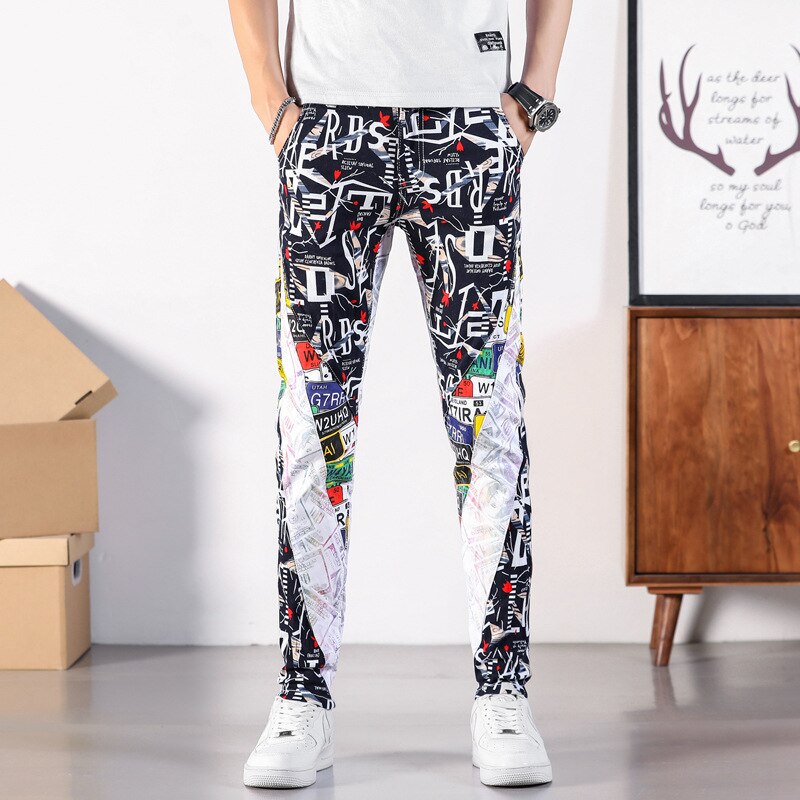 Mænds bogstaver printet patchwork hvide jeans farvet malet slim straight denim bukser