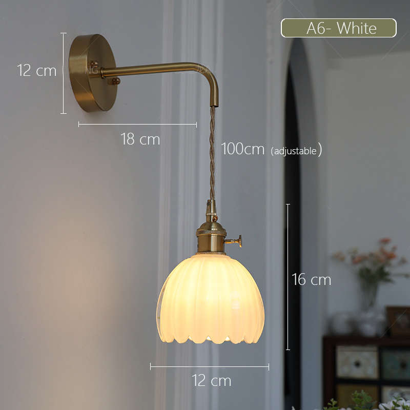 Japansk retro blomstervegglampe i glass moderne enkel nattbordslampe til soverom/studie ledet-speillampe nordisk vegglampe: Blå