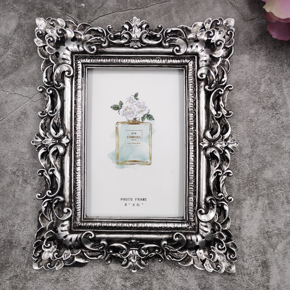 Nordic Style 6 Inch Photo Frame Desktop Home Picture Album Hanging Palace Relief Portafotos Wall Decoration: B