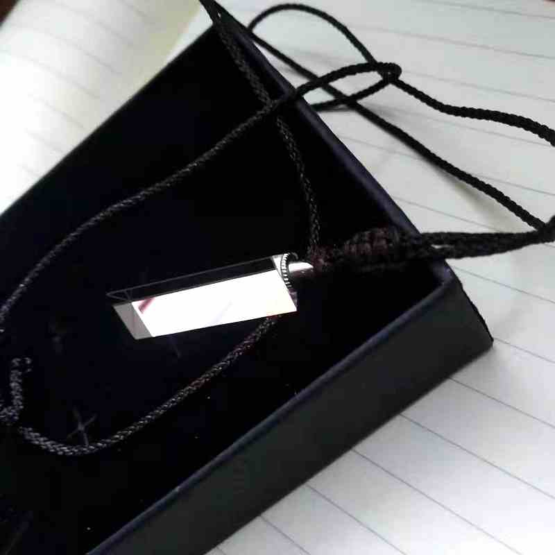 Triangular Prism Pendant Can Be Taken Necklace Mobile Photography Children Look At Rainbow Prism Refraction Color Prism