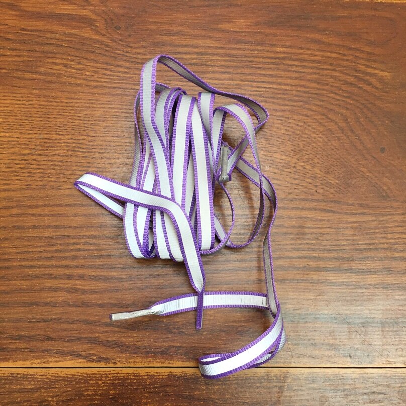 1 par Popular doble lado advertencia reflectante camino de seguridad luminosos cordones brillantes Unisex para deporte baloncesto zapatos de lona: Púrpura