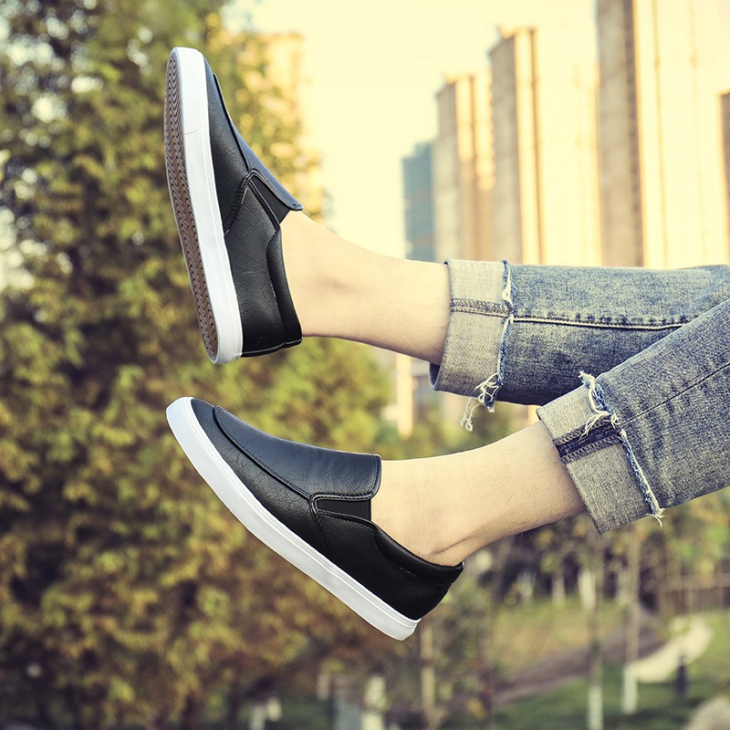 Män loafers mjukt läder herrskor slip-on platta loafers casual manliga svarta vita skor  a1187