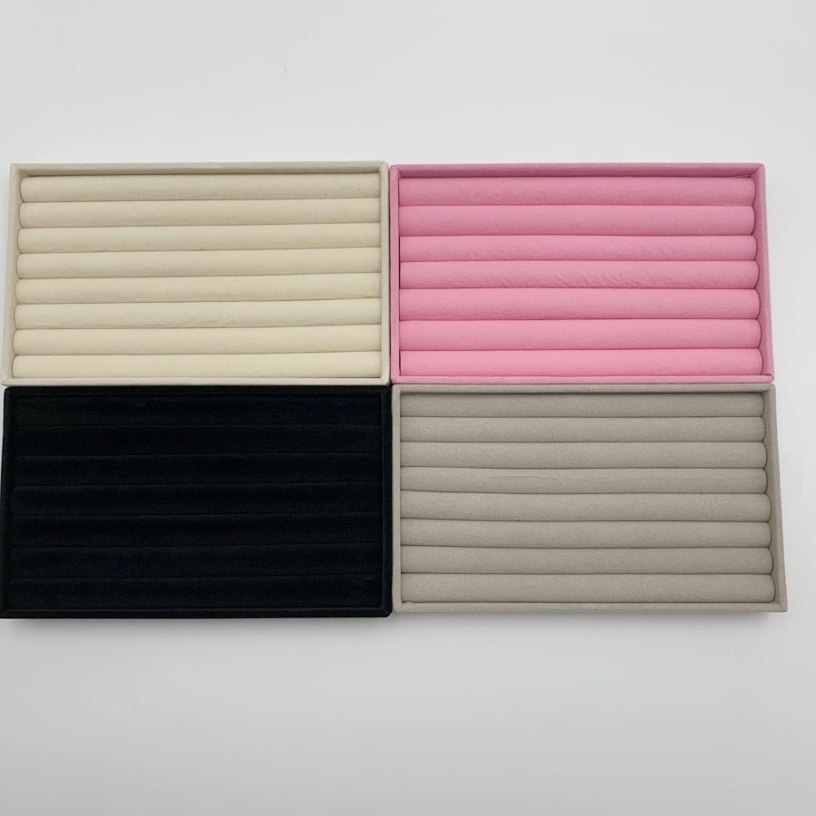 Fluwelen sieradendisplay Stapelbaar Prachtige sieradenhouder Draagbare ring Oorbellen Ketting Organizer Box Seguridad
