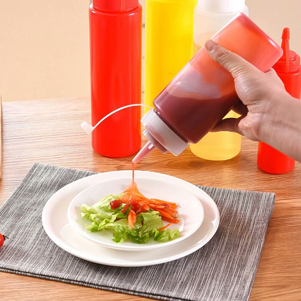 5x Kitchen Plastic Squeeze Bottle Condiment Dispenser for Sauce Vinegar Oil Ketchup Gravy Bottles