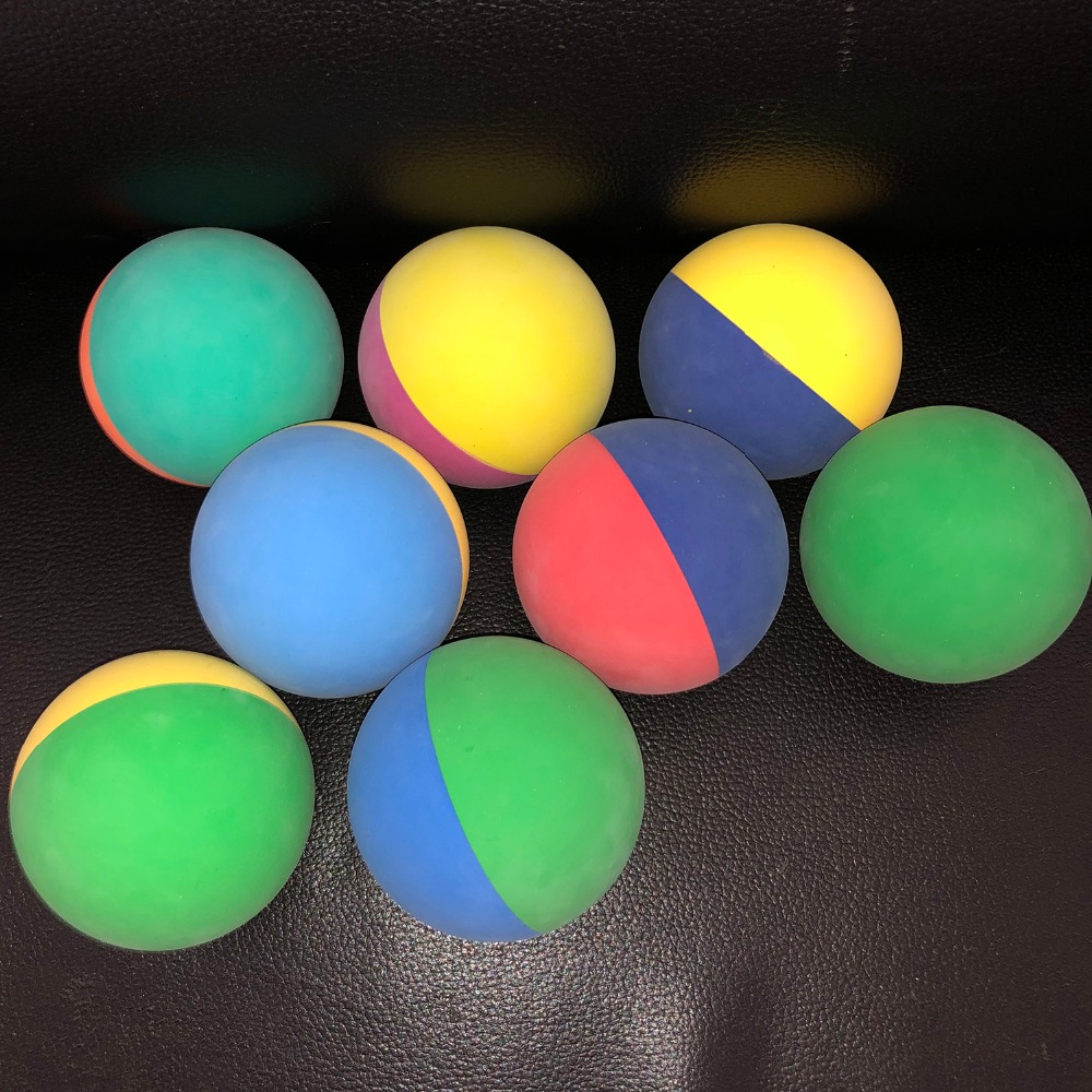 12 teile/los 6cm Bi-farbe Schläger Ball quetschen Niedriger Geschwindigkeit Gummi Hohl Ball Ausbildung Wettbewerb Hohe Elastizität mischen farbe