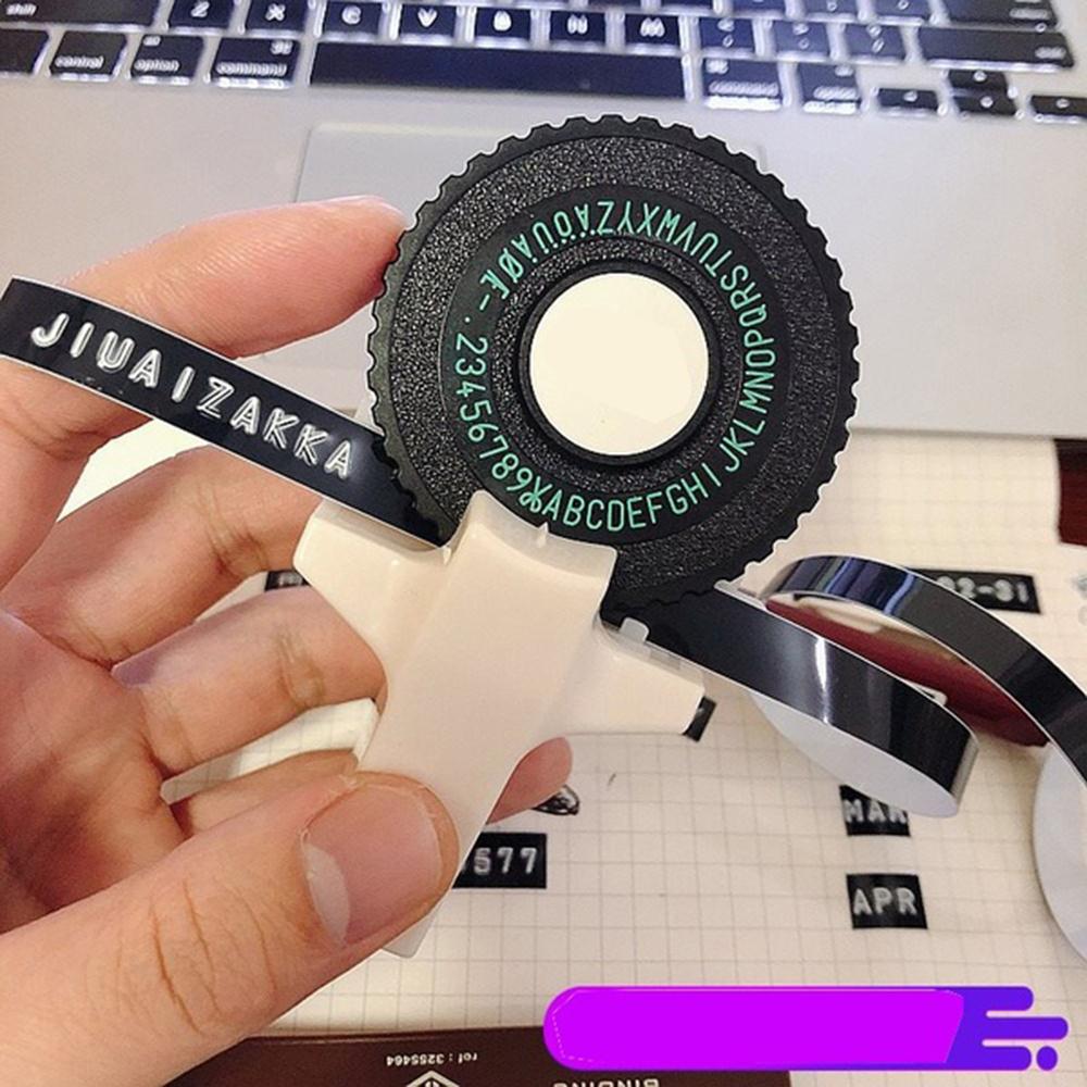 Plastic Draagbare Mini Barcode Machine Label Embossing Printer Handleiding Etikettering Machine Diy Kantoor Sculptuur Print Familie