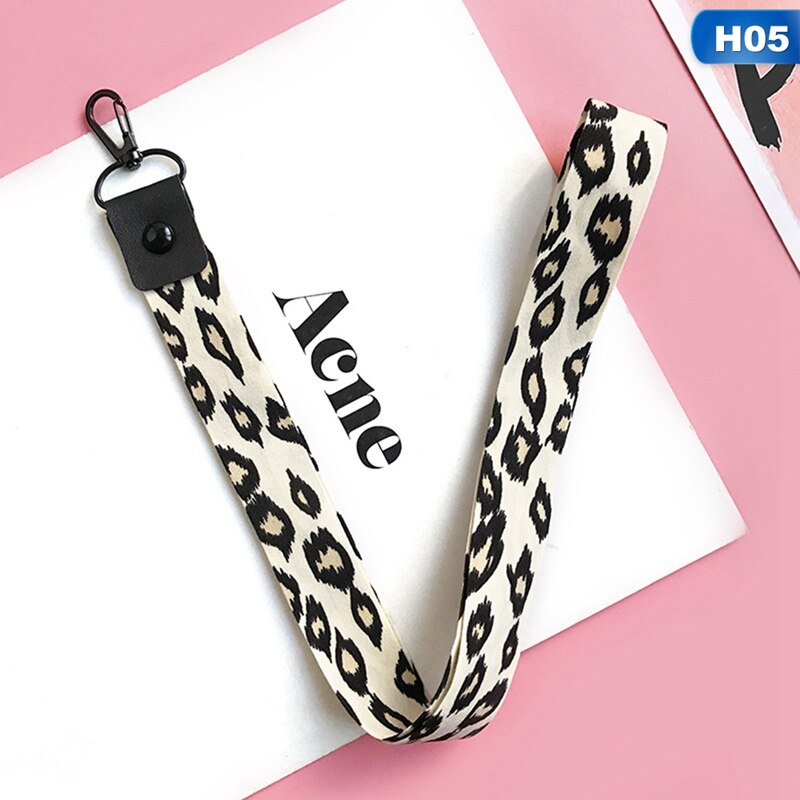 Soporte para teléfono con estampado de leopardo, cordón para llave, soporte para tarjeta de identificación, correas de cuello de Teléfono Animal con llavero: H05