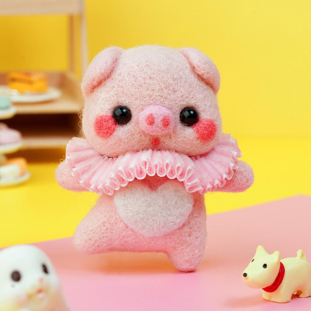 DIY Needle Felting Kit Felt Animals Wool Felt Tools and Foam Mat Pig
