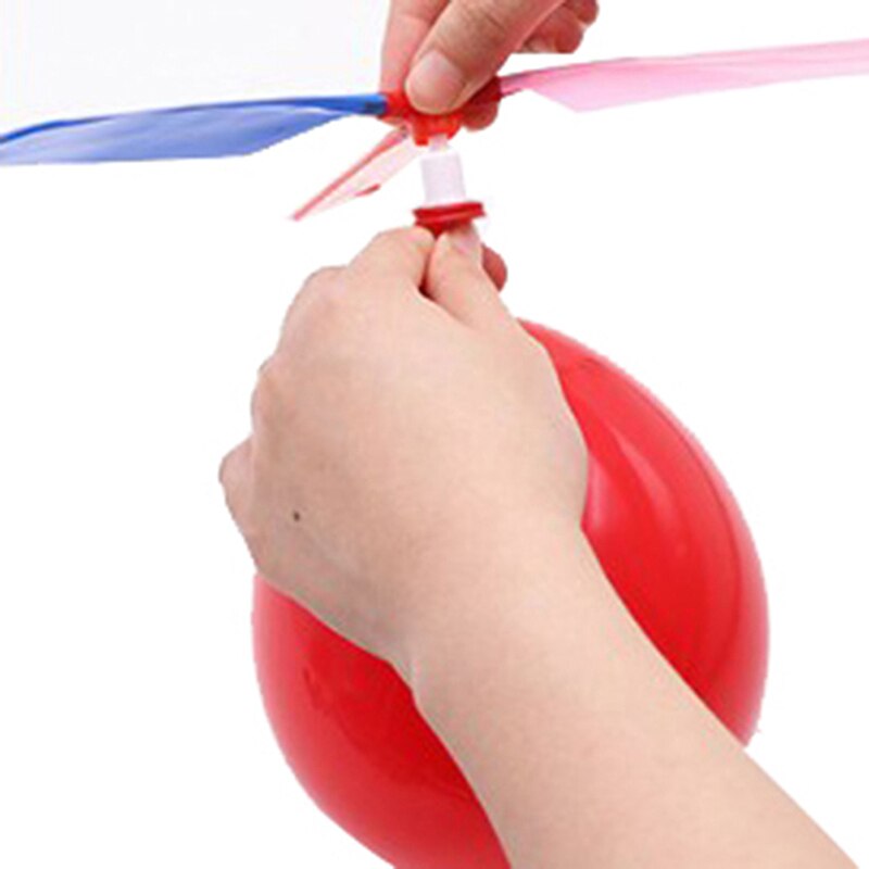 10 stks/partij Kinderen Outdoor Spelen Creatieve Grappige Speelgoed Speelgoed Ballen Ballonnen Helikopter Vliegen Met Fluitje Propeller Kid Speelgoed
