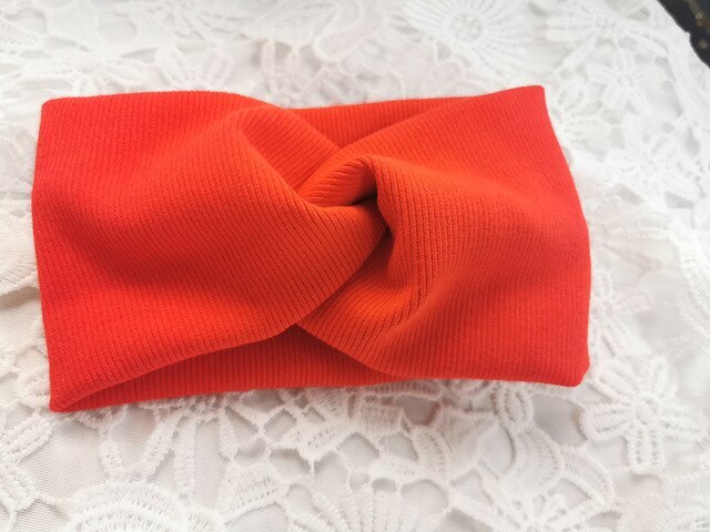 Schattige effen baby tulband meisjes katoenen gedraaide geknoopte hoofdband elastische haarbanden kinderhoofddoeken haaraccessoires: Toer-rood