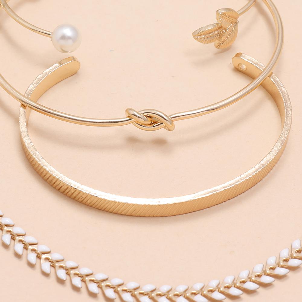 Sindlan-Conjunto de pulseras abiertas con perlas de oro Vintage para mujer, 4 Uds., nudo bohemio, brazalete con dije para chicas, joyería de muñeca