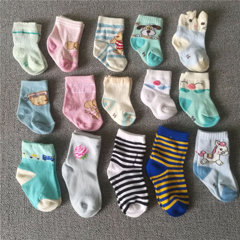 202 5Pairs Neugeborenen Baumwolle infant Anti-slip socken Baby socken boden socken Jungen Mädchen Niedlichen Cartoon tier Baby kleinkind Socken