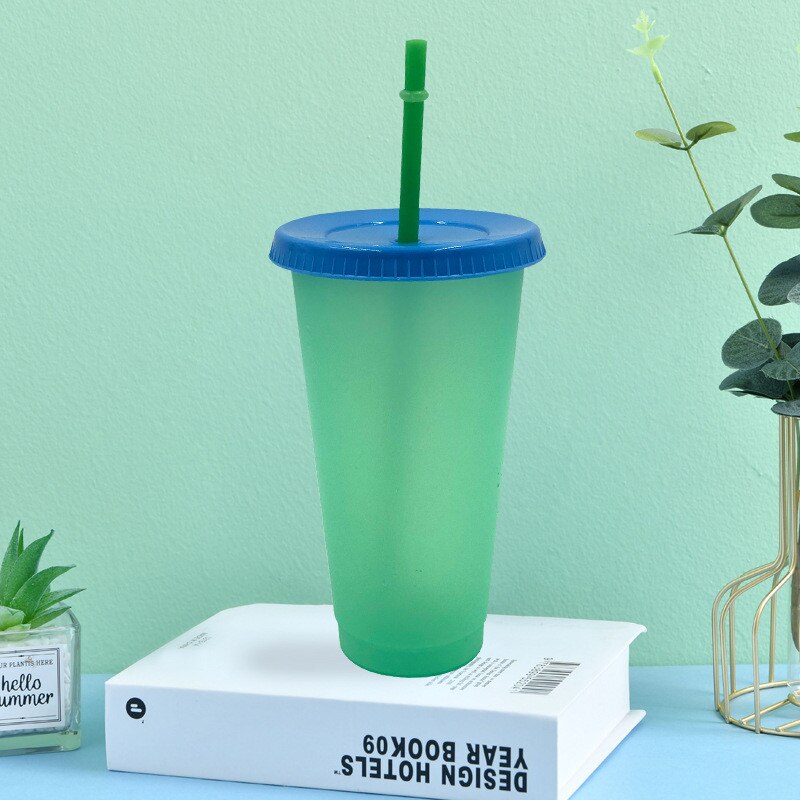 1/5 st färgförändrande plasttumblare återanvändbara missfärgningskopp med lock och halm: Grön