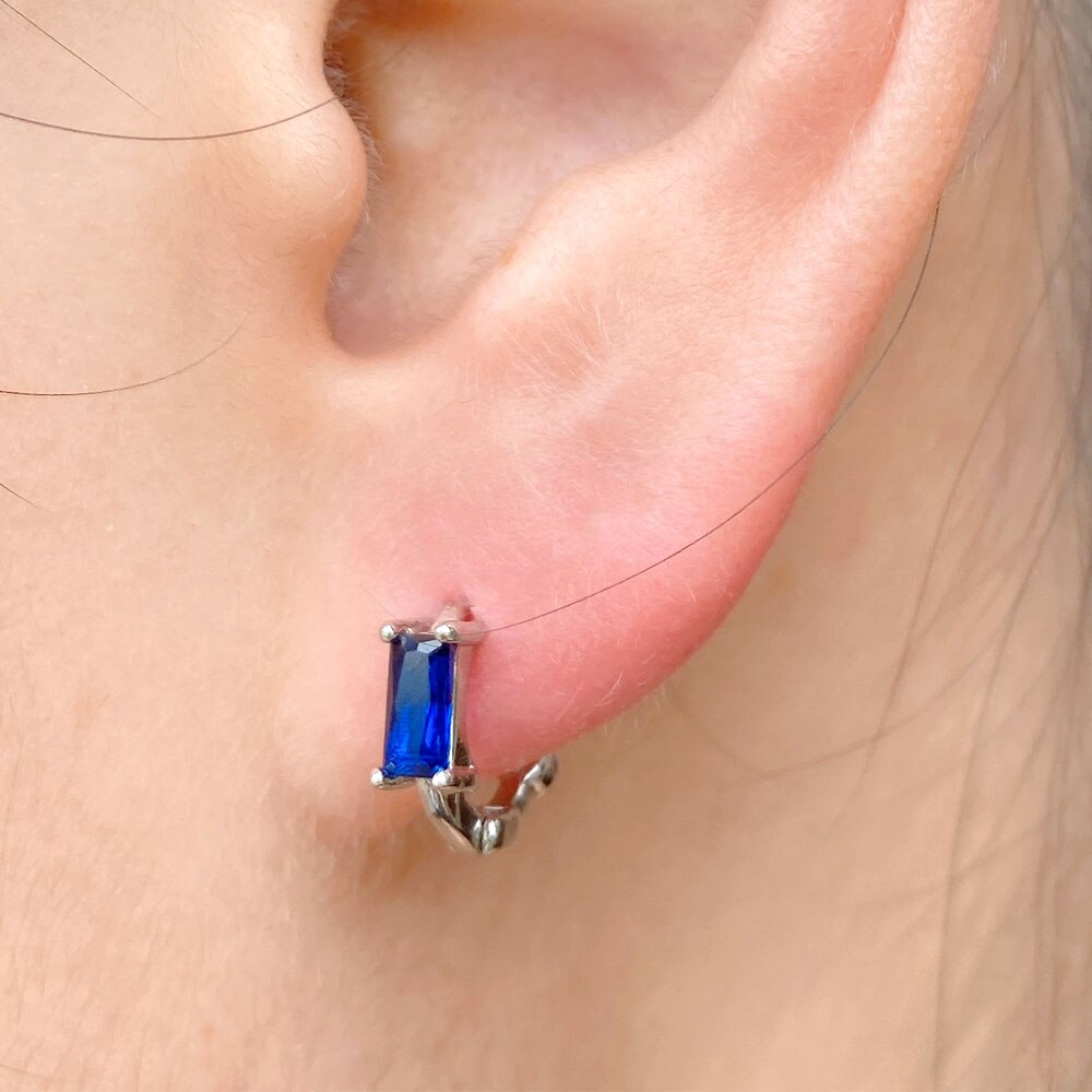 Pendientes Huggies púrpura blanco verde azul rojo corazón cuadrado Color plata pendientes de aro pequeños para mujeres niñas joyería de boda