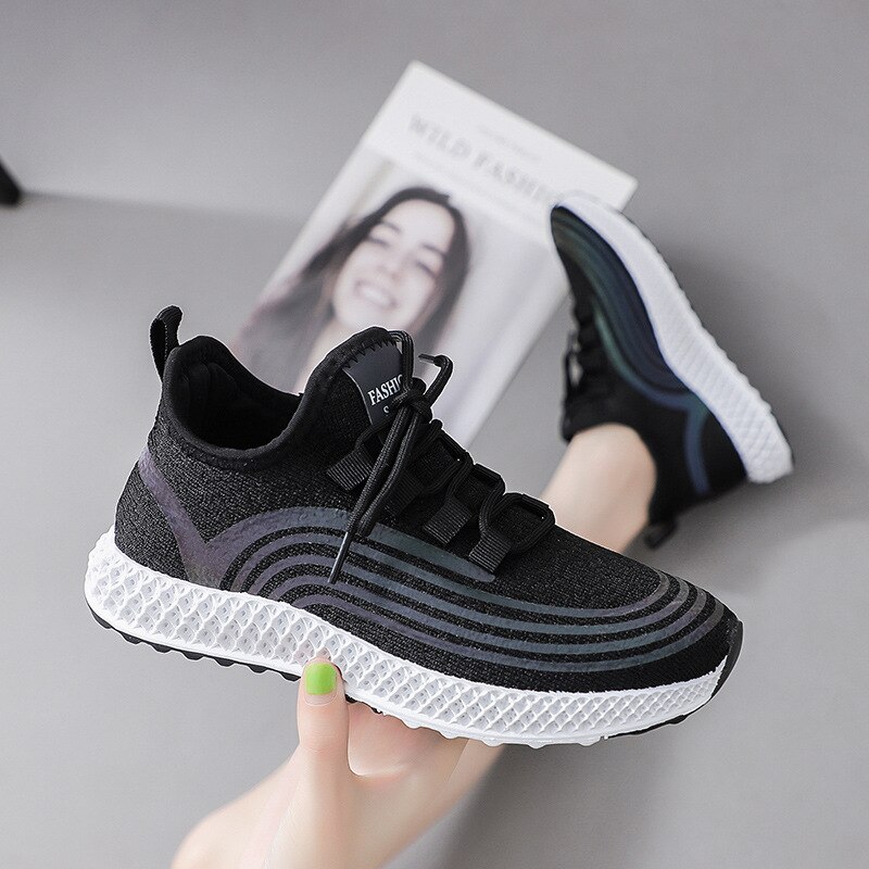 Vrouwelijke Toevallige Platte Reflecterende Schoenen Vrouwen Mode Comfortabele Zomer Ademend Mazen Sneakers Dames Gevulkaniseerd Platform Schoenen: Black / 40