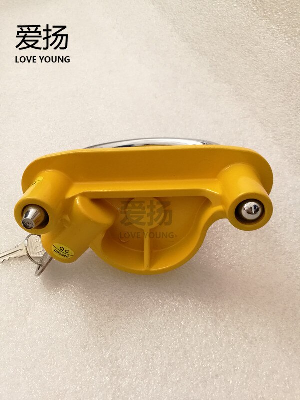 Trailer Parts Use Coupling U type of lock with yellow coupler/trailer coupler lock
