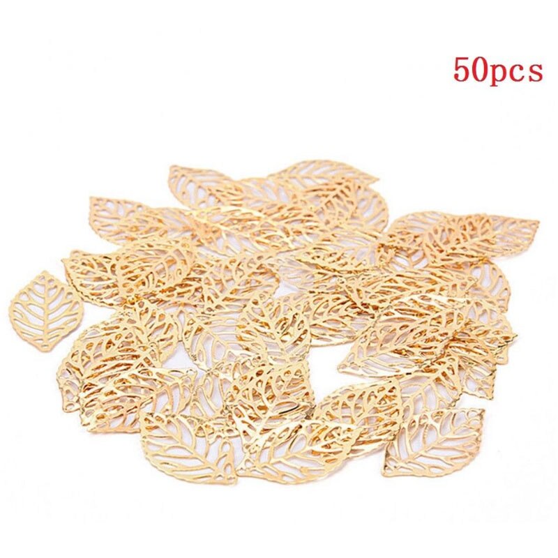 50 st hantverk vintage pläterad retro guld charm filigran ihåliga blad hänge smycken tillbehör smycken gör diy: Guld-