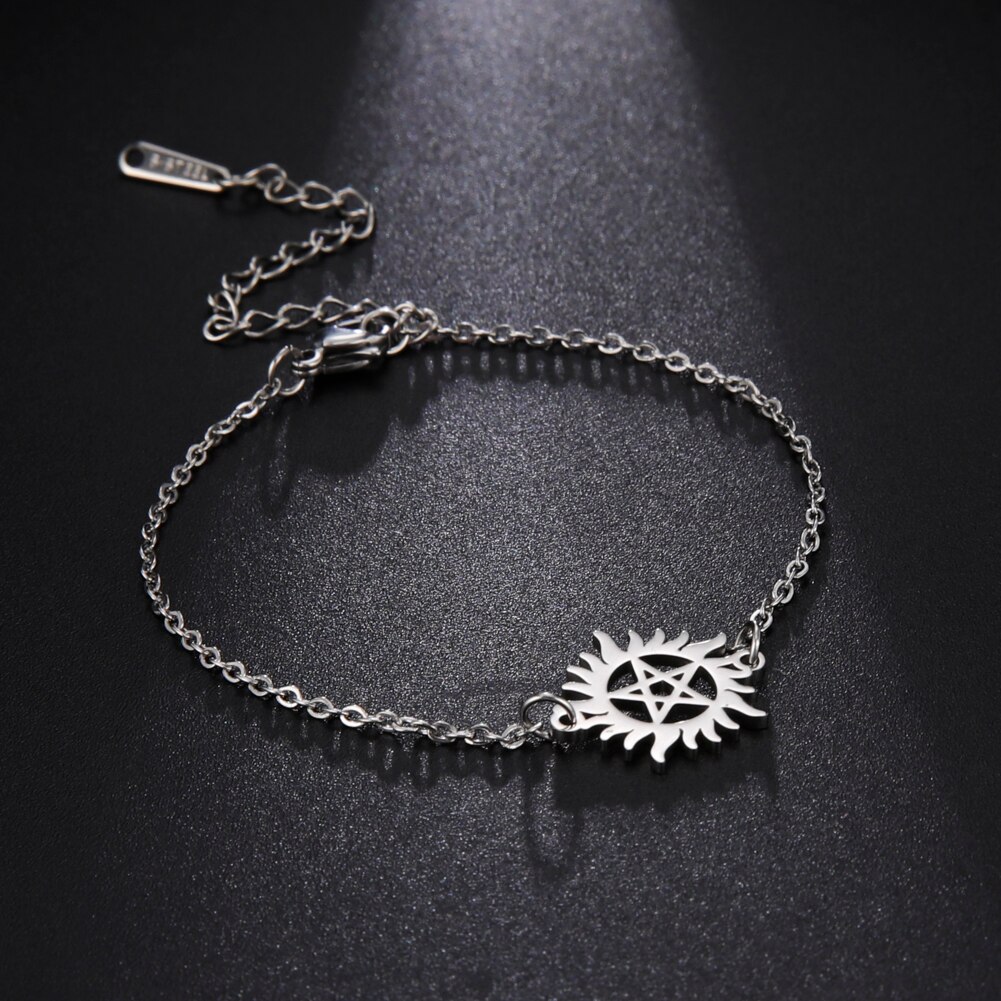 Skyrim Pentagram Charm Armbanden bij de hand Vrouwen Mannen Rvs Shining Sun Pentagram Armband Bovennatuurlijke Dean Sieraden: Staal Kleur