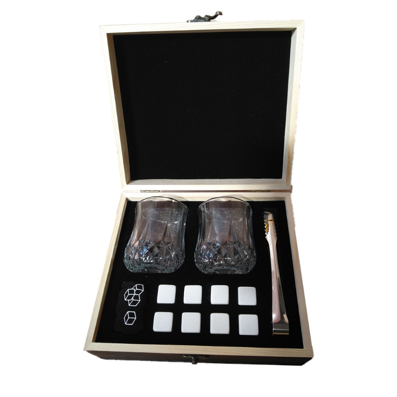 Panda Bottle Opener Keychain Made of High Zinc Alloy Key Chain Cute Chinese Panda Mini Bottle Opener Smart: Set 2 black