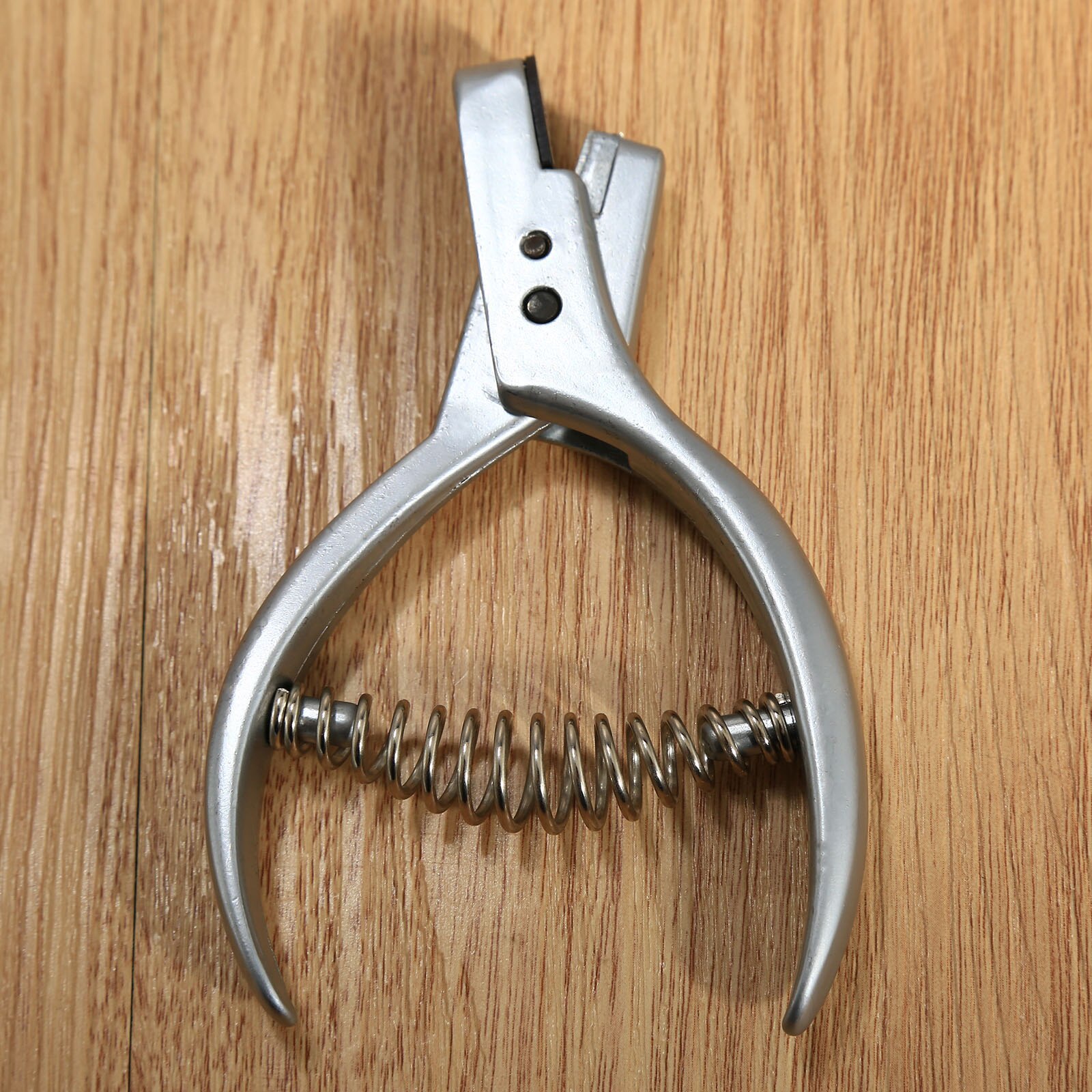 1PC Pro Steel Pliers Tailor Sewing Punch Garment Pattern Notcher Pro Tailors Sewing Pliers Punch Marker