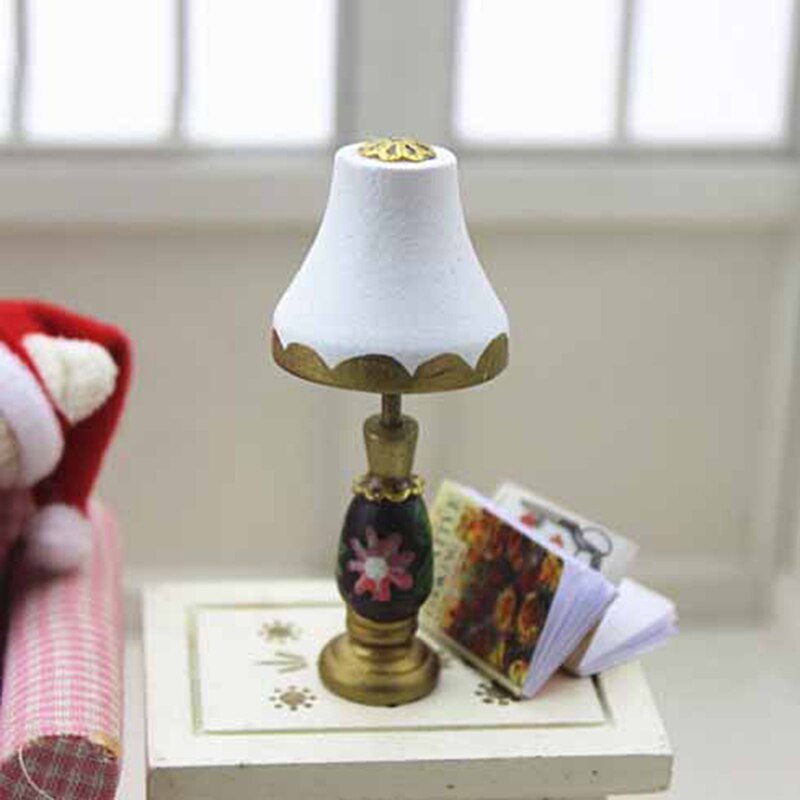 Lamp Miniatures Dollhouse Toy Miniature 1:12 Table Lamp Doll House 1/12 Scale Miniatures Accessories Mini Multi Styles: 7