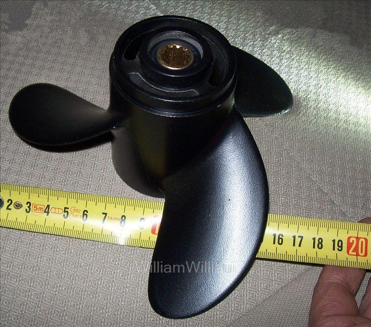 Propeller for Tohatsu 2 stroke 5HP 6 HP outboard motor 7.8 * 8 good