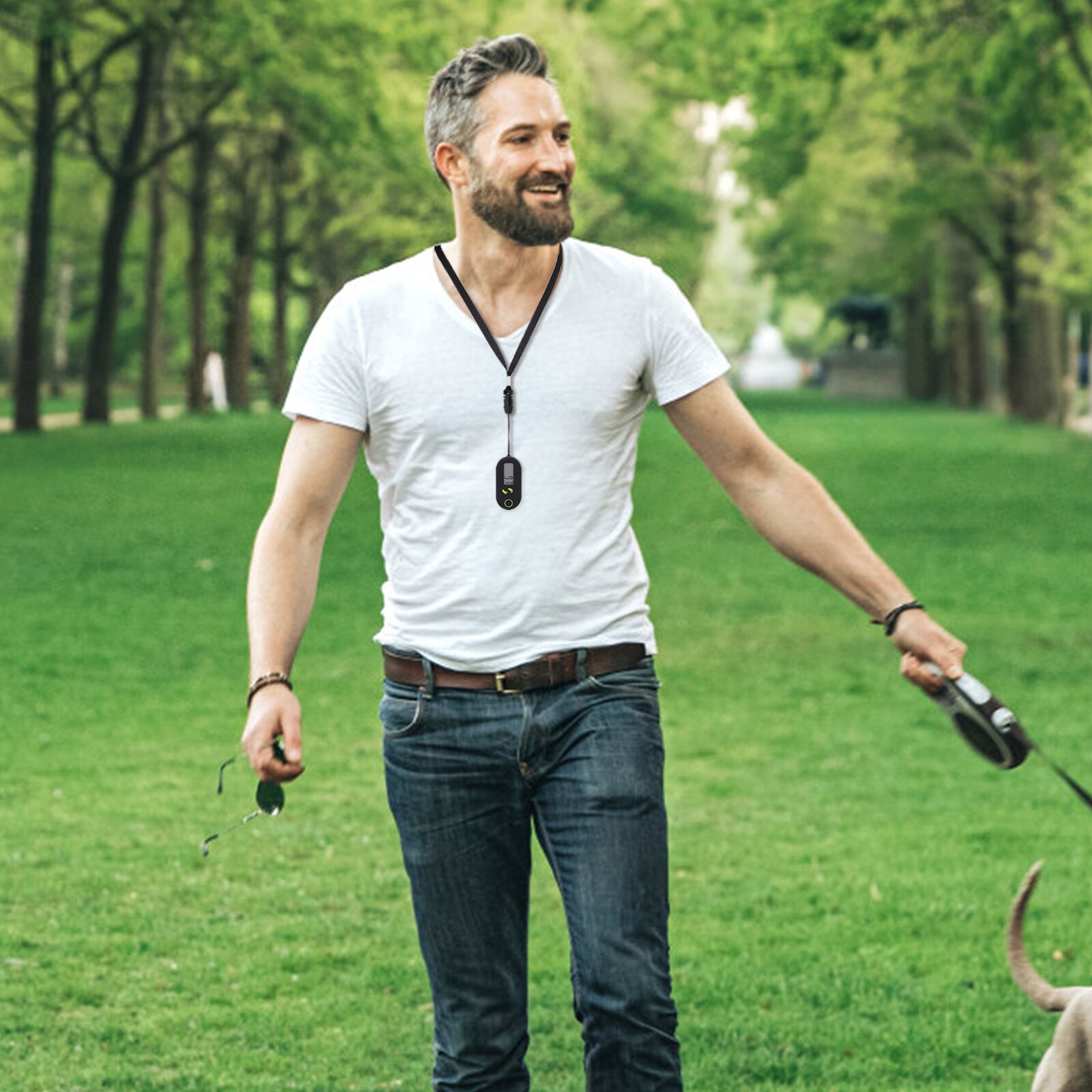 Clispeed Simple Mini Step Counter Walking 3D Digital Pedometer for Exercise Men Women (Black)