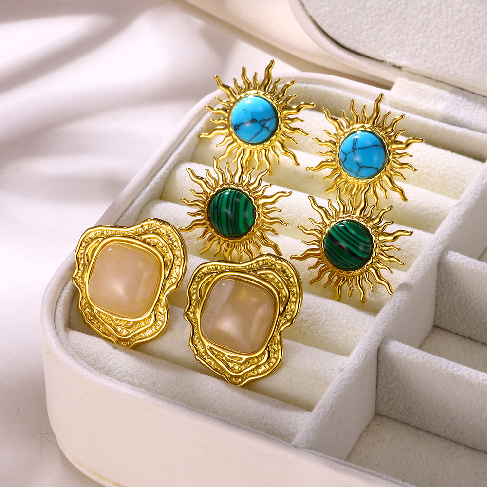 Pendientes delicados de flores para mujer, concha de Color dorado, acero inoxidable, resistente al agua, joyería Bohemia para el sol, Aretes de perlas de Navidad bonitos
