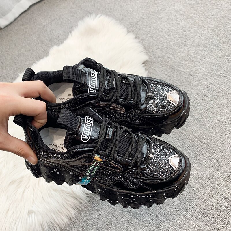 Forår efterår kvinders chunky sneakers kvinder platform sko bling pailletter snøre snøre vulkanisere sko kvindelige trænere far sko