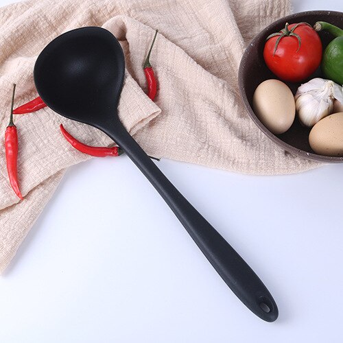 Food Grade Siliconen Koken Tool Gemak Keuken Non-stick Pan Schop Lepels Vergiet Keukengerei Huishoudelijke Accessoires Item: 1PCS Black C