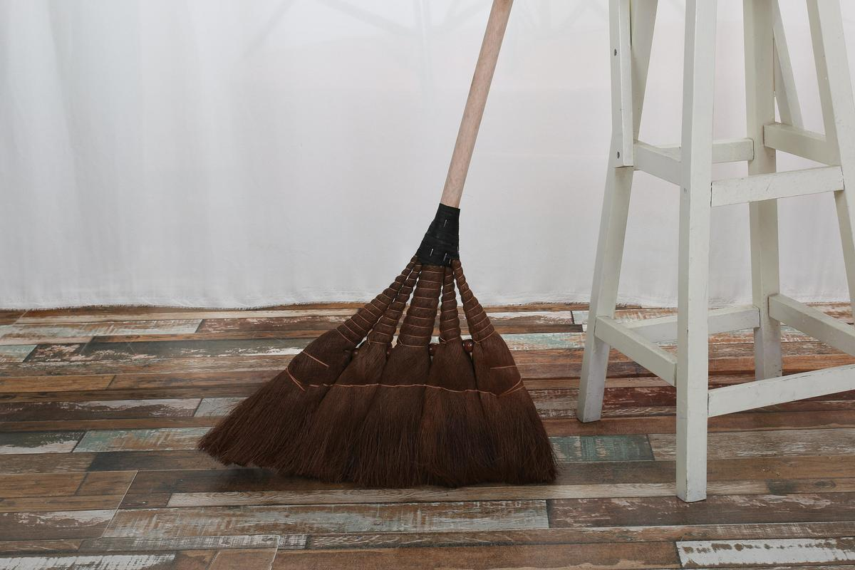 Factory Direct Pure Brown Handmade Brown Hair Broom Broom Sweeping Floor Broom Thick Brown Sweep