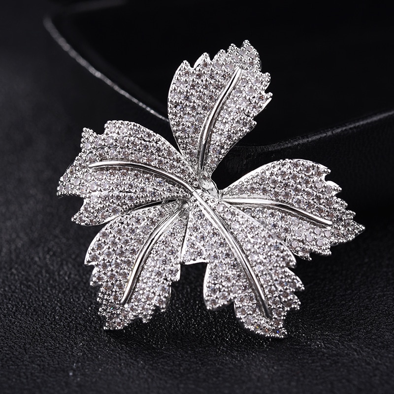 Red Trees Brand Jewelry Leaf Brooch For Women Clothing Scarf Accessories /