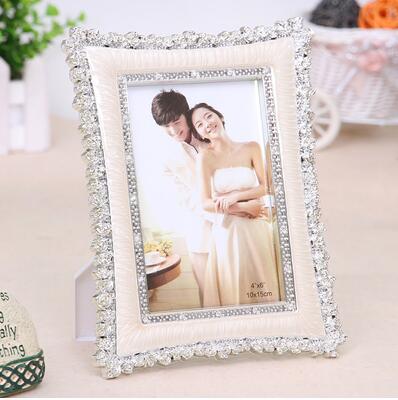 Style Resin Photo Frame for Wedding RPF030: Silver / 6 inch