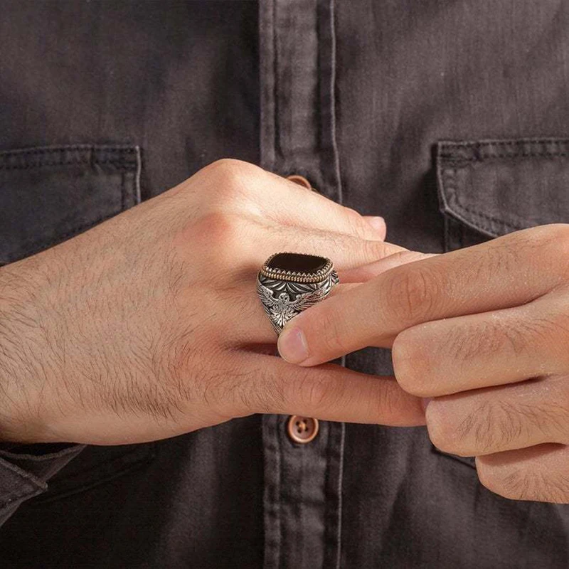 Bague chevalière turque faite à la main pour hommes, Vintage, tendance, bicolore incrusté de Zircon noir, aigle en métal, Punk, bijoux rétro pour fête de mariage