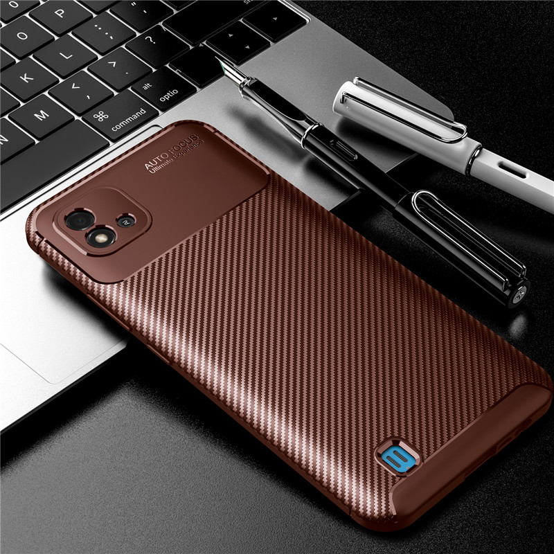 Realmi – Coque de protection antichoc en Silicone, Texture Fiber de carbone, pour Realme C11 ,: brown