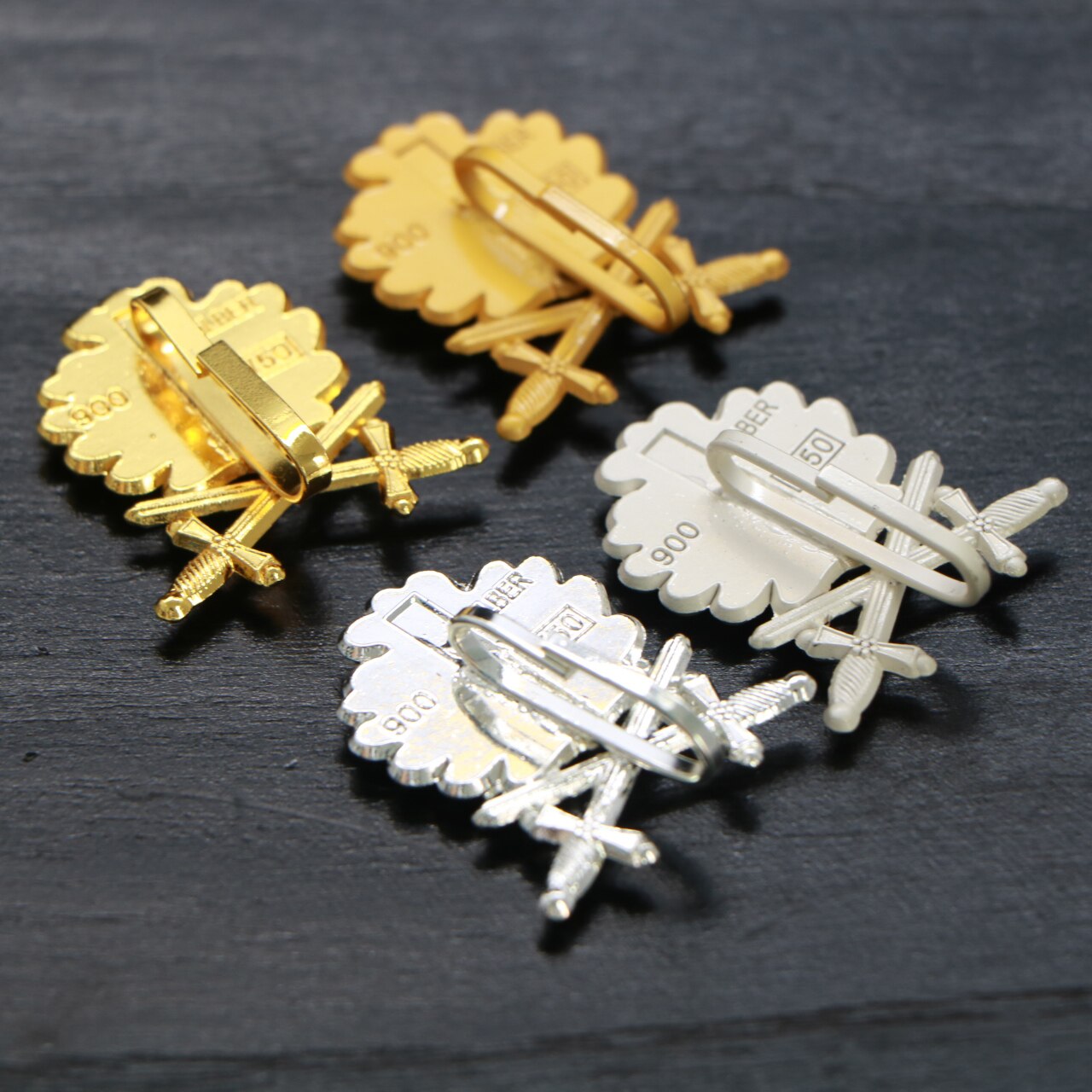 1PC German Knight Iron Cross Oak Leaves Double Swords Silver Gold Pin Badge Medal Souvenir