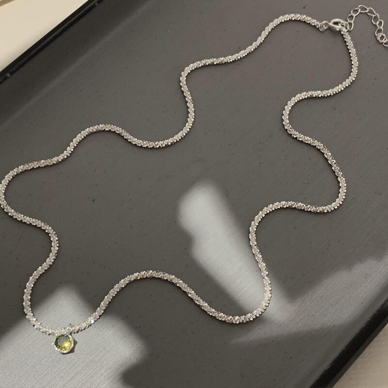 XIYANIKE Silber Farbe Neue Grün Zirkon Anhänger Halskette Funkelnden Gypsophila SchöNe Hochzeit Schmuck Für Frauen