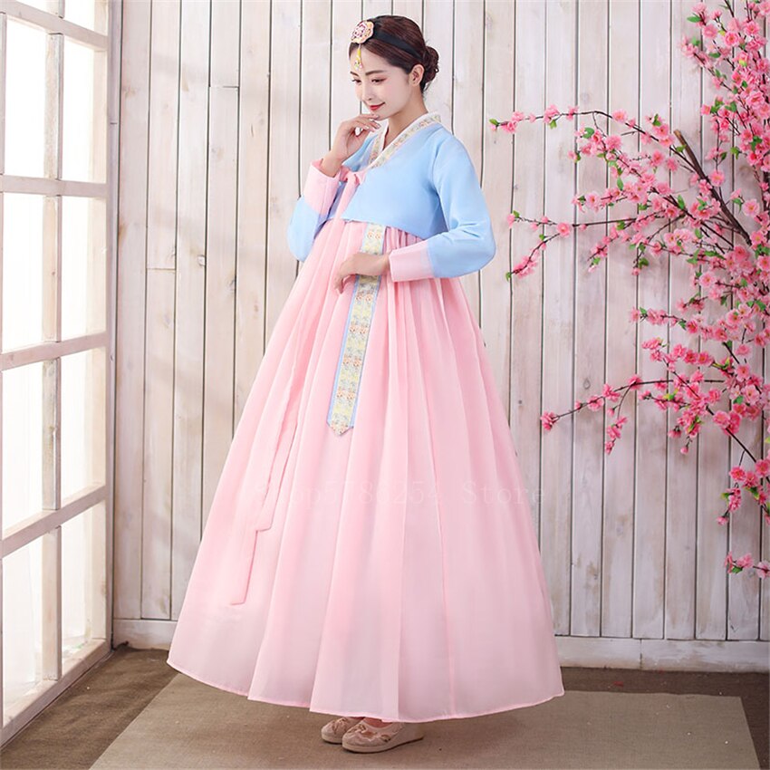 Retro nainen korealainen perinteinen hanbok -mekko prinsessajuhla -hääpuku muinaisen vähemmistön kansantanssivaiheen puku