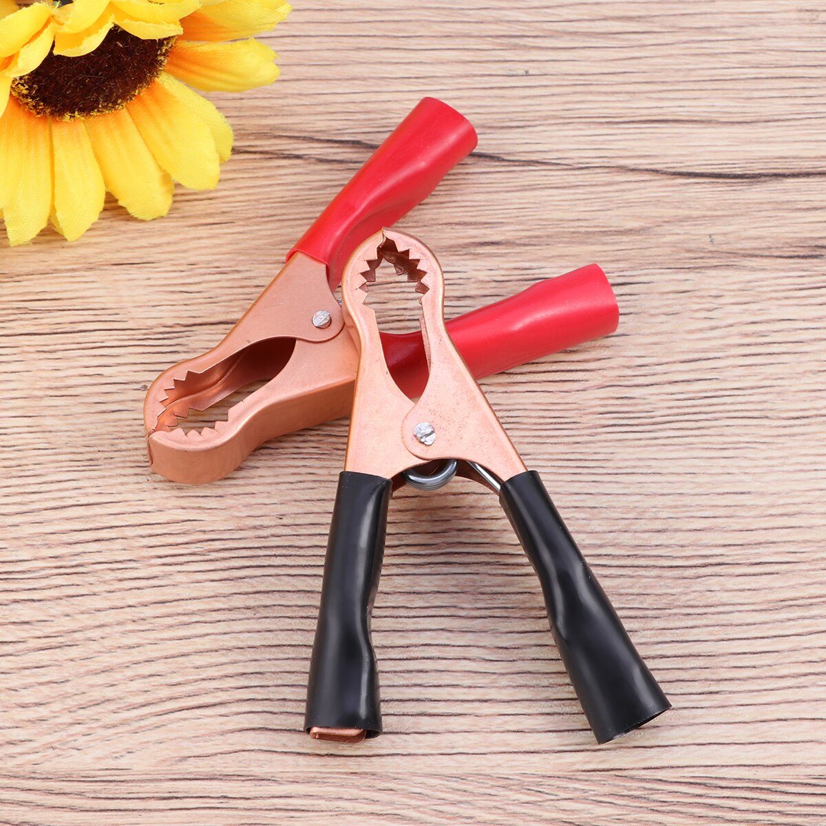 2PCS Connected Battery Clip Toothed Battery Clip Charger Clip Accessories