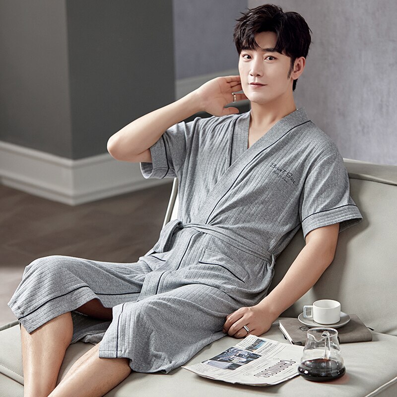 Bata de baño de algodón de talla grande para hombre, ropa de dormir de manga corta con cuello en V, cárdigan, informal, suave, para verano, L-4XL: L