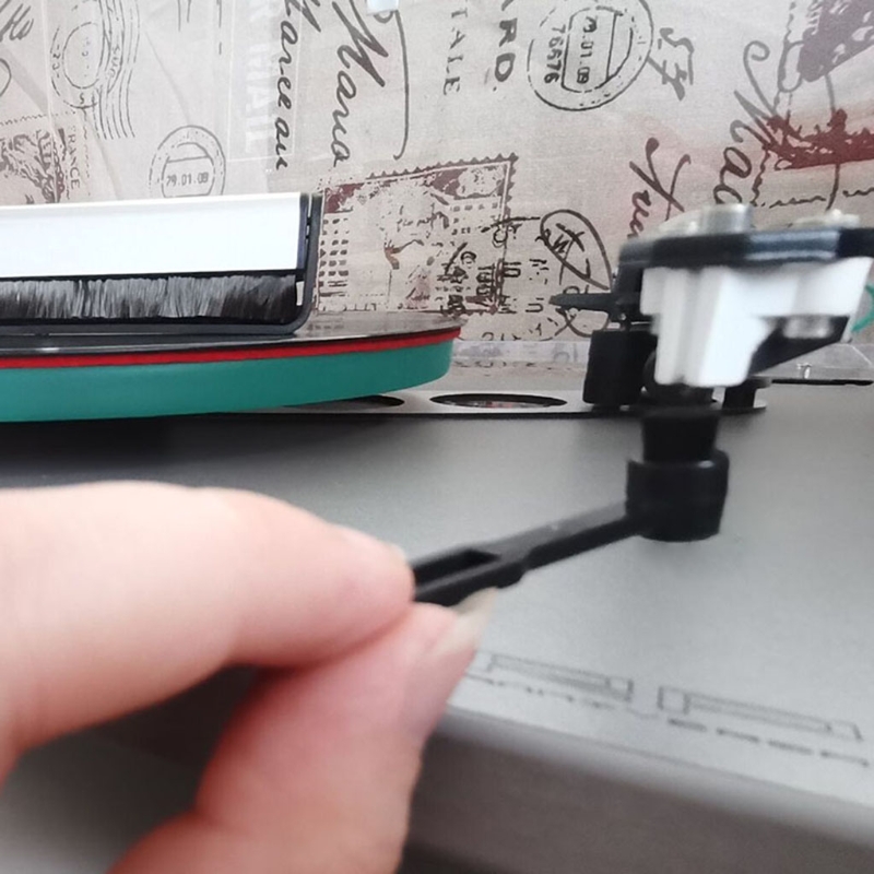 Vinyl Record Cleaner Vinyl Antistatic Carbon Fiber Record Dust Cleaner Brush and Stylus Brush Turntable Fibre Cleaning Carbon F
