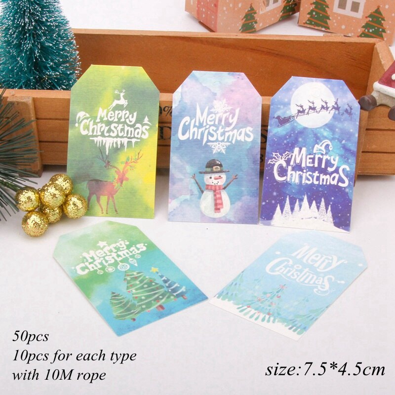 50 stuks/partij vrolijke kerstpapieren labels met touw diy knutselkaarten kerstfeest hangende labels inpakbenodigdheden huishoudelijke artikelen: 50 stuks groen paars