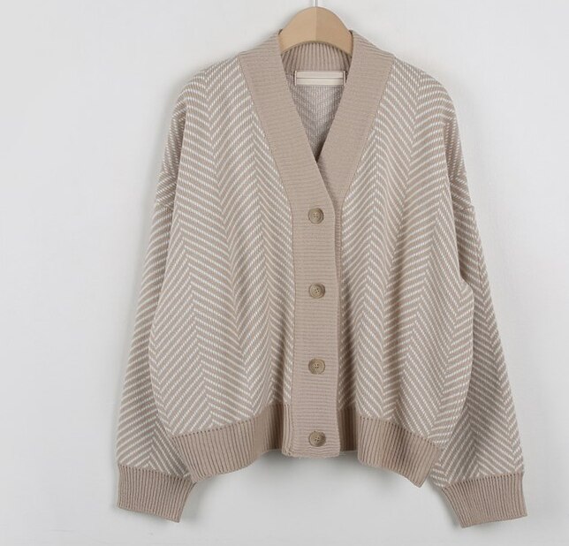 Oversize damegensere høst vintage cardigans løs vintergenser strikket plus size dame cardigan strikket knapp løs: Beige